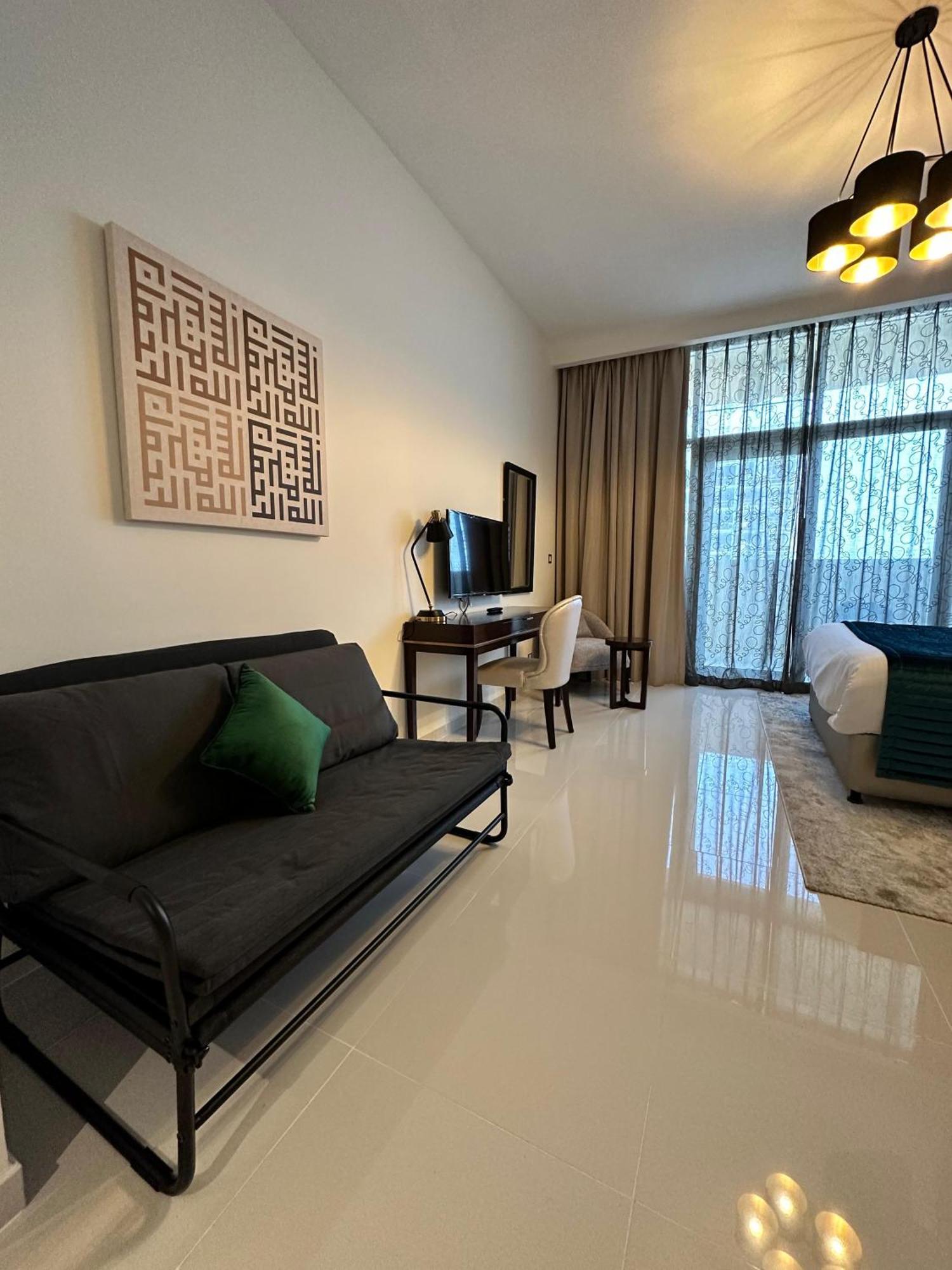 Your Perfect Stay In Jvc 迪拜 外观 照片
