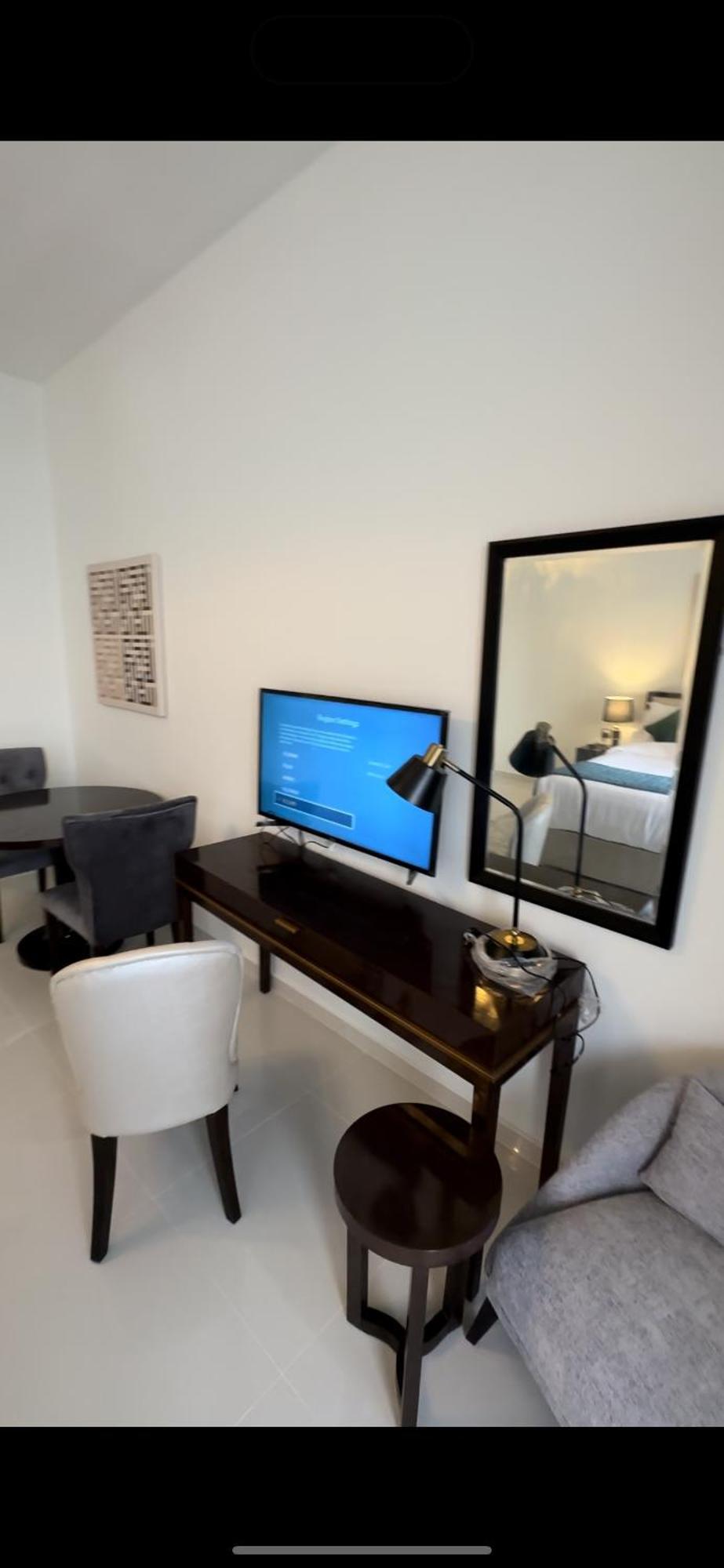 Your Perfect Stay In Jvc 迪拜 外观 照片